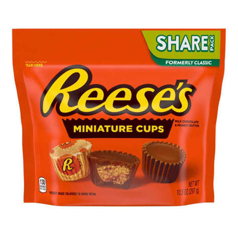 Picture of Reese's Milk Chocolate Mini Peanut Butter Cups Candy Bars, 10.5 Oz Package, 16/Case